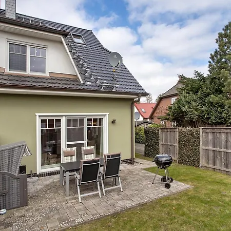 Annmette * 青斯特